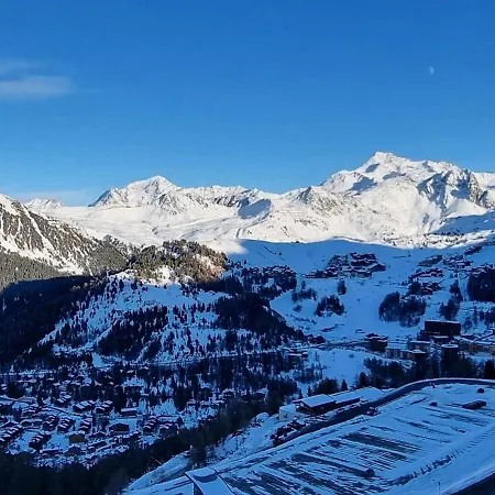 Chaleureux Au Pied Des Pistes Avec Balcon - Fr-1-181-2590 * La Plagne