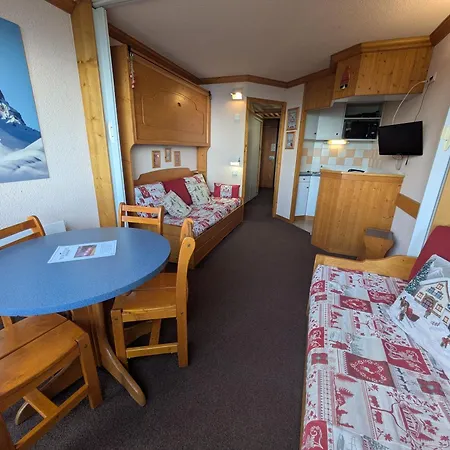 Rénové Divisible Au Pied Des Pistes Avec Balcon, Accepte Animaux - Fr-1-181-2590